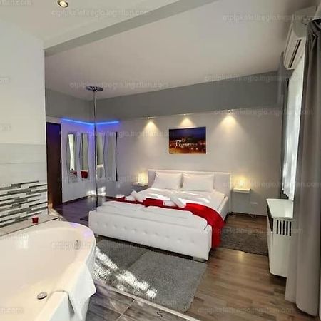 Velnoek Luxus Apartman Mako Bagian luar foto