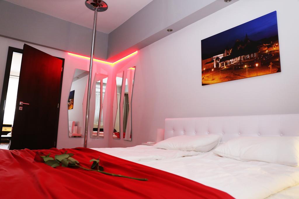 Velnoek Luxus Apartman Mako Bagian luar foto
